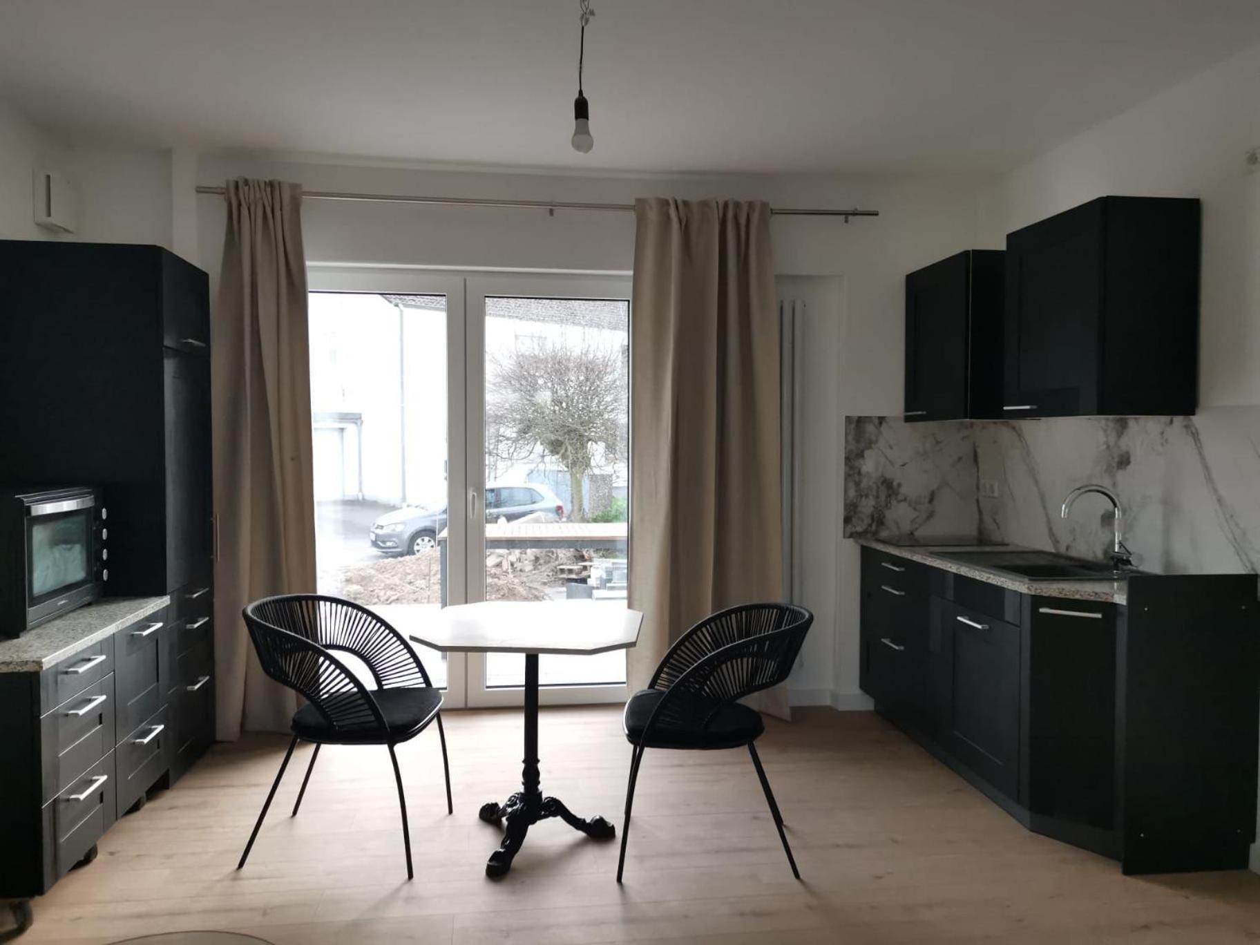 Modernes Stilvoll Eingerichtetes Appartement Rösrath Exteriér fotografie